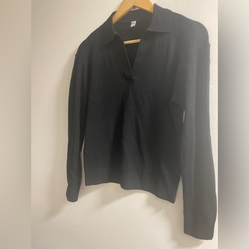 Uniqlo Washable Ribbed Knit Polo Sweater - Picture 2 of 3